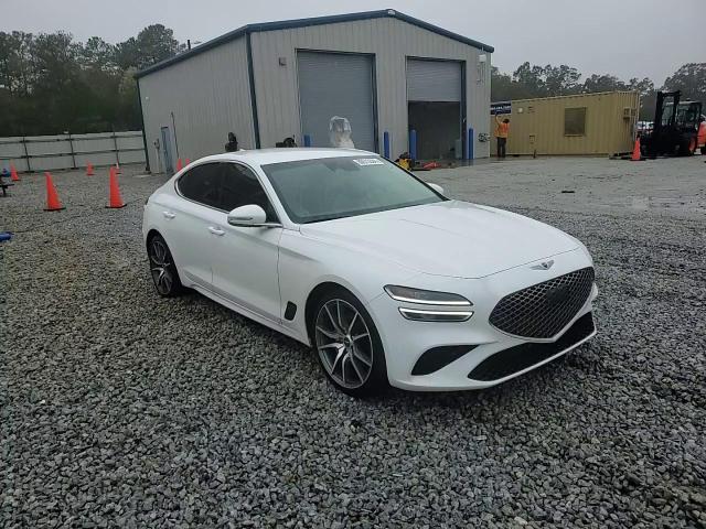 2023 Genesis G70 - Image 13