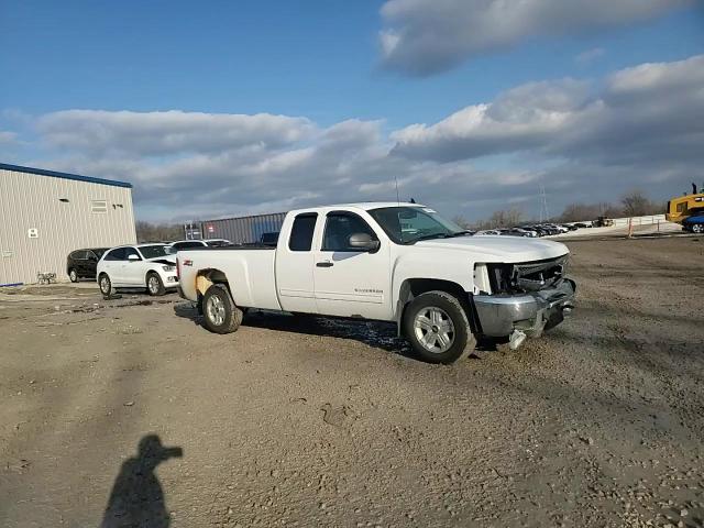 2013 Chevrolet Silverado - Image 14