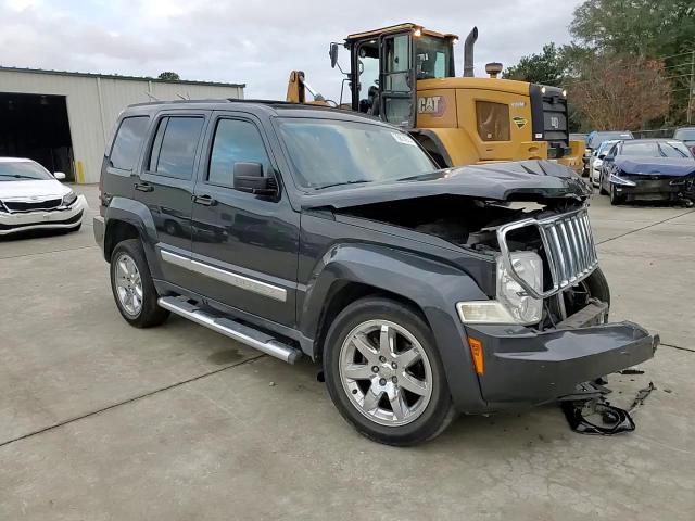 2010 Jeep Liberty (North America) - Image 11