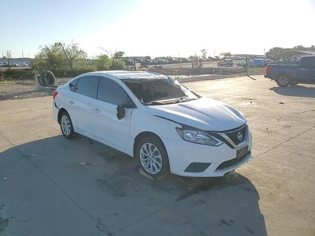 2019 Nissan Sentra - Image 13