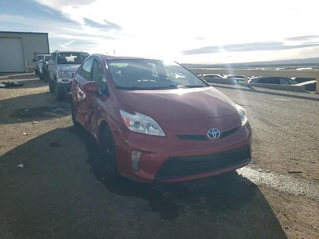 2015 Toyota Prius - Image 13
