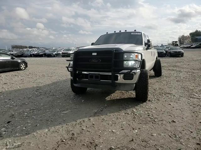 2013 Ford F250 - Image 11