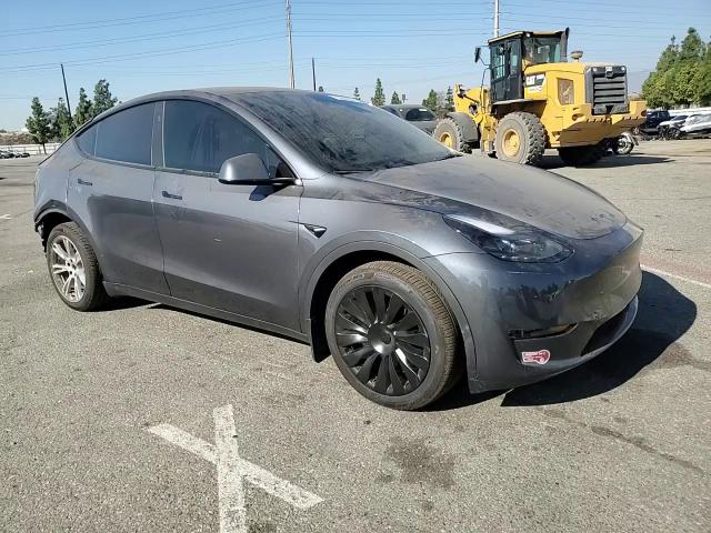 2023 Tesla Model Y VIN: 7SAYGDEEXPA172560 Lot: 79060944