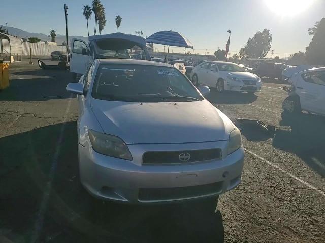 2005 Scion tC - Image 10