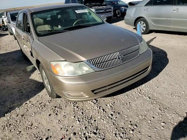 2001 Toyota Avalon - Image 11