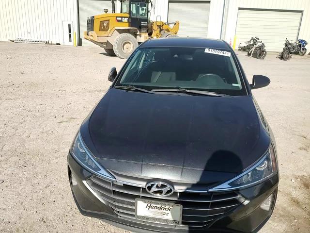 2020 Hyundai Elantra - Image 10