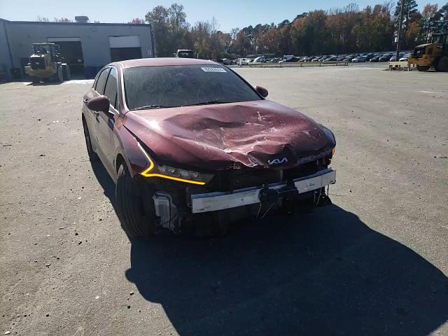 2022 Kia K5 - Image 11