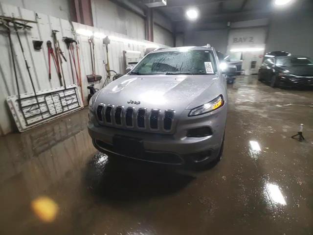 2017 Jeep Cherokee Limited VIN: 1C4PJMDBXHW519080 Lot: 81135924