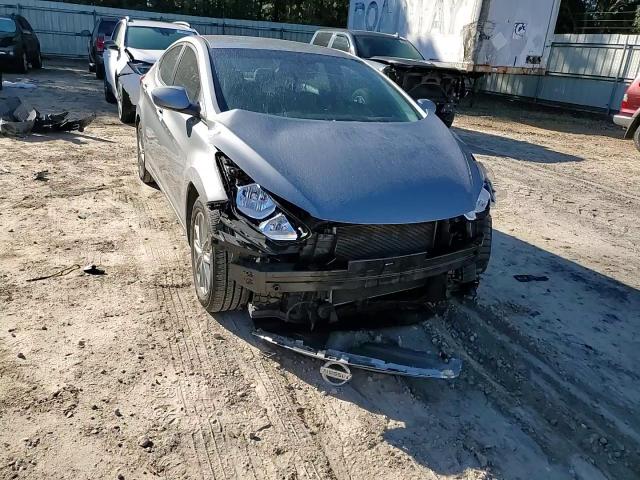 2014 Hyundai Elantra - Image 11