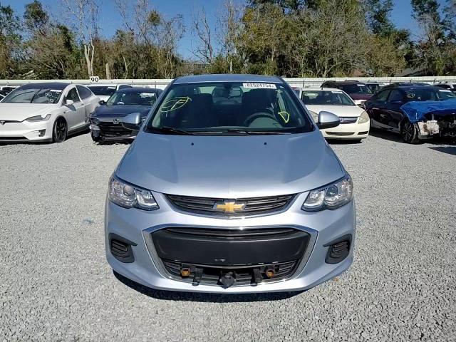 2017 Chevrolet Sonic - Image 11