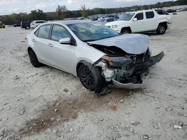 2018 Toyota Corolla L VIN: 2T1BURHE1JC071006 Lot: 79329134