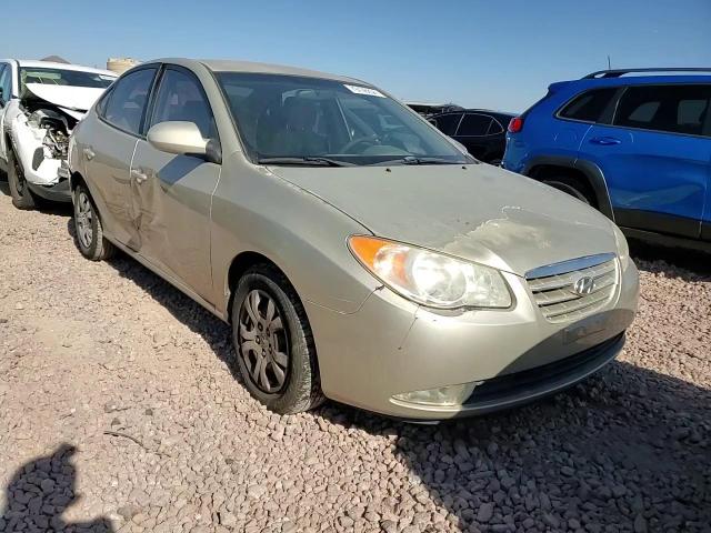 2010 Hyundai Elantra - Image 11