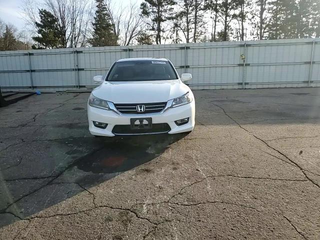 2013 Honda Accord - Image 11
