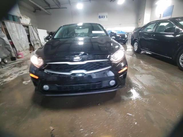2019 Kia Forte - Image 13
