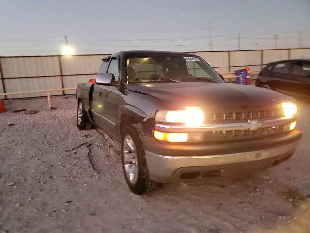 2000 Chevrolet Silverado C1500 VIN: 2GCEC19T9Y1122355 Lot: 80642214