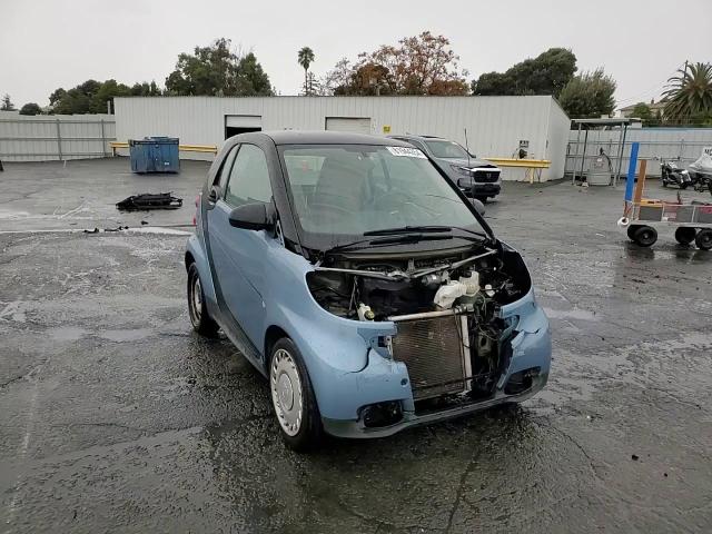 2013 Smart Fortwo Pure VIN: WMEEJ3BA3DK664640 Lot: 81944354