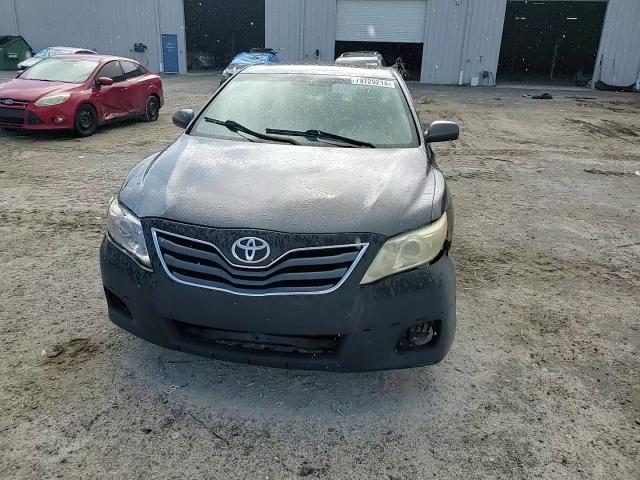 2011 Toyota Camry Base VIN: 4T1BF3EK2BU627549 Lot: 79729214