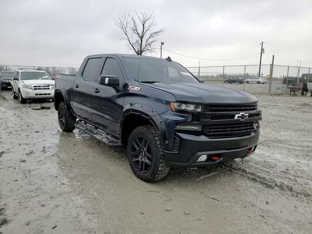 2022 Chevrolet Silverado - Image 11