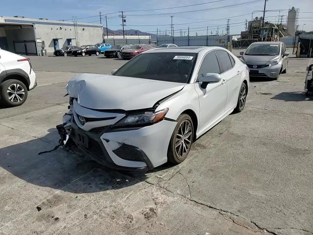 2023 Toyota Camry - Image 11