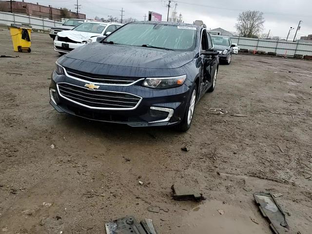 2018 Chevrolet Malibu - Image 11