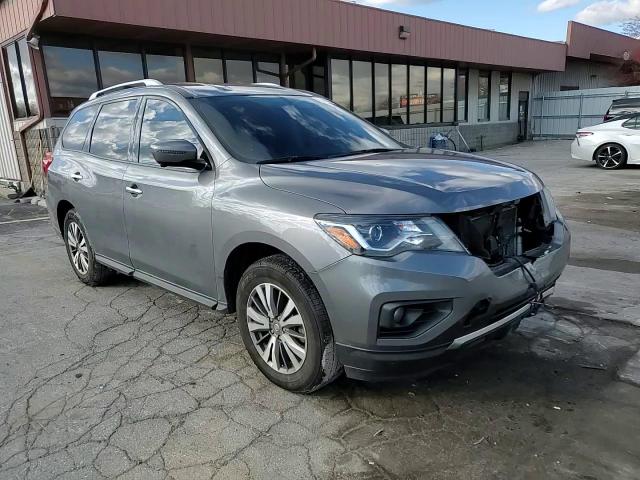 2017 Nissan Pathfinder S VIN: 5N1DR2MM9HC688005 Lot: 80041984