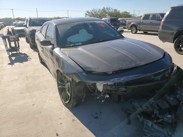 2017 Dodge Charger - Image 11