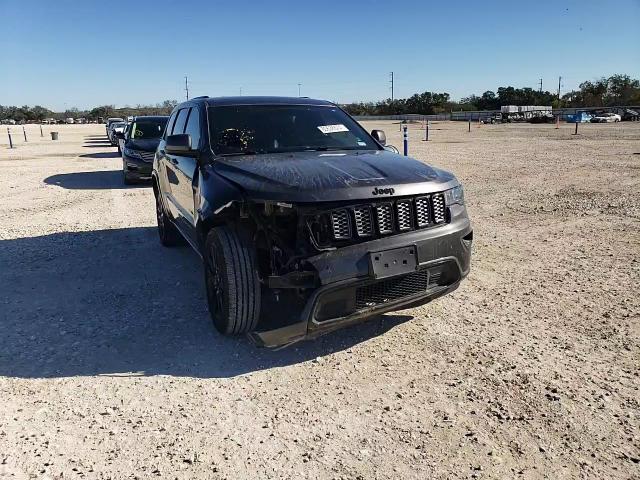 2019 Jeep Grand Cherokee - Image 12