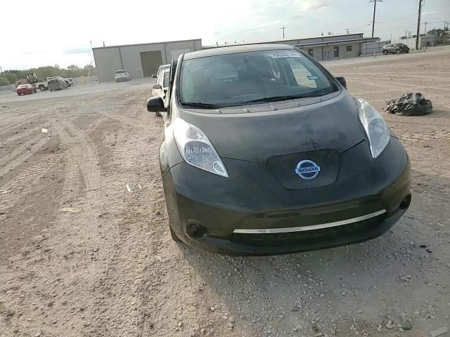 2015 Nissan Leaf - Image 11