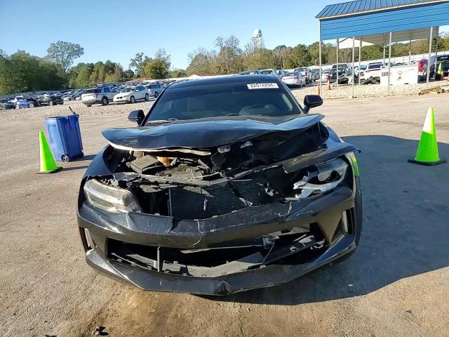 2018 Chevrolet Camaro Lt VIN: 1G1FB1RS7J0131869 Lot: 82014294