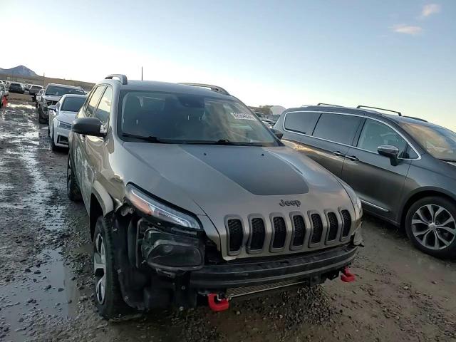 2018 Jeep Cherokee - Image 10