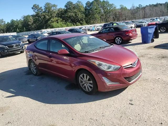 2016 Hyundai Elantra - Image 11