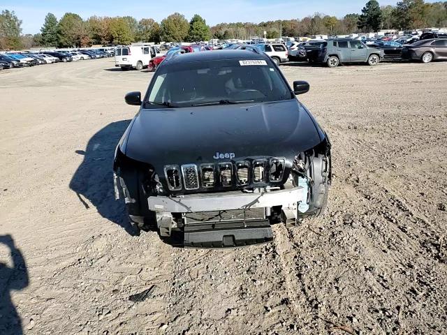 2019 Jeep Cherokee Latitude Plus VIN: 1C4PJLLB1KD275317 Lot: 82376284