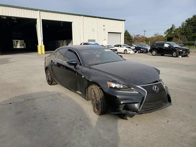 2015 Lexus IS - Image 10