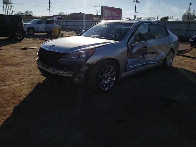 2013 Hyundai Equus - Image 10