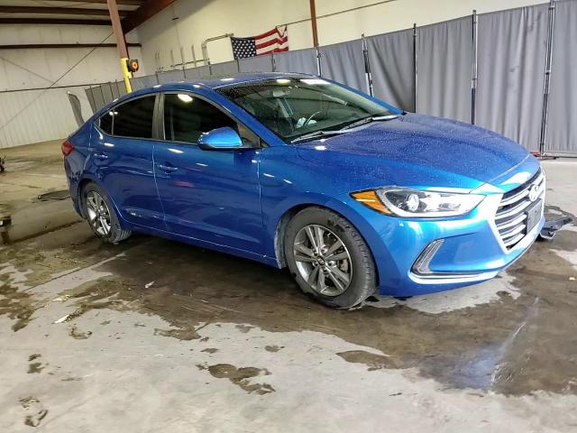 2018 Hyundai Elantra - Image 14