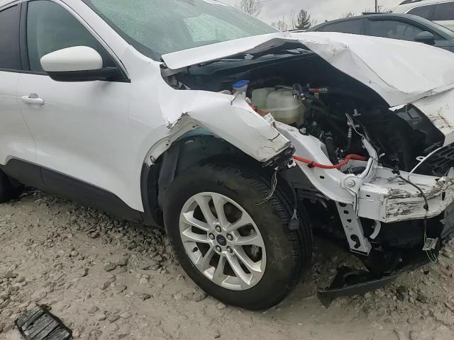 2021 Ford Escape - Image 12