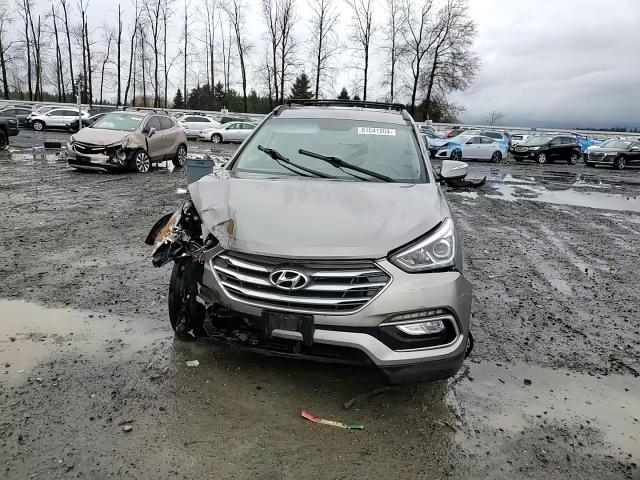 2018 Hyundai Santa Fe - Image 12