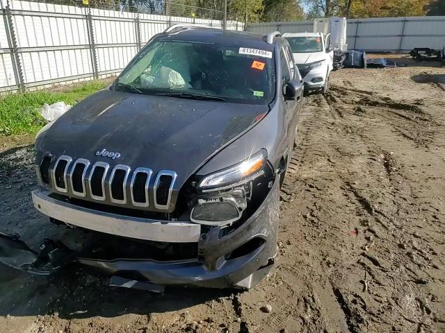 2017 Jeep Grand Cherokee - Image 11