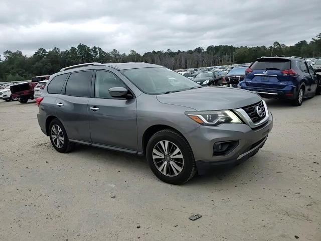 2017 Nissan Pathfinder - Image 12