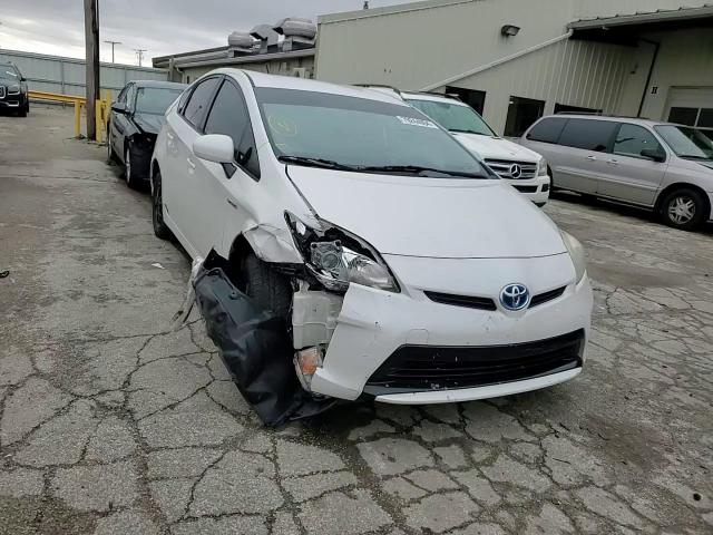 2013 Toyota Prius - Image 11
