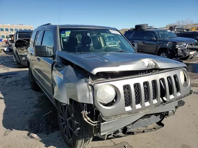 2014 Jeep Liberty (Patriot) - Image 14