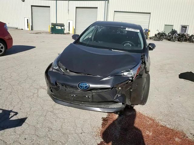 2016 Toyota Prius - Image 11