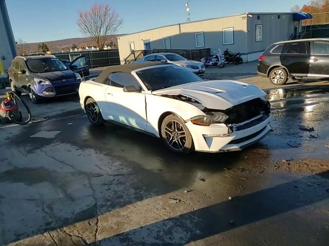 2020 Ford Mustang - Image 13