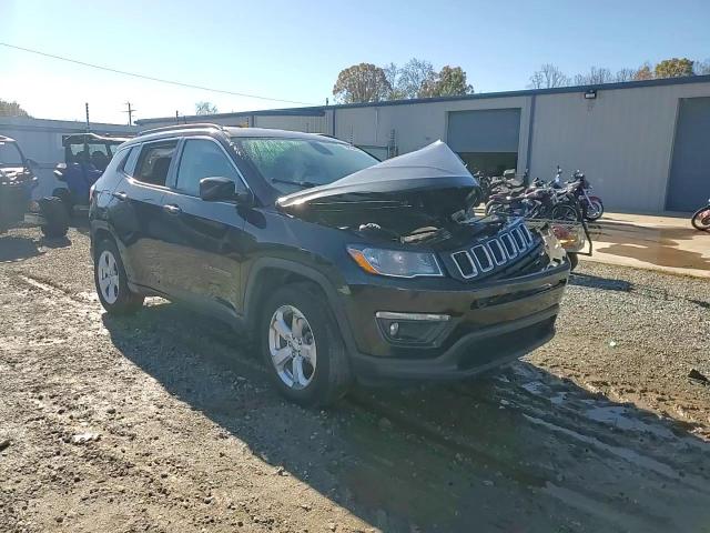 2019 Jeep Compass Latitude VIN: 3C4NJCBB9KT852226 Lot: 79924954