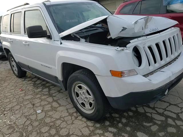 2015 Jeep Liberty (Patriot) - Image 12