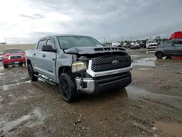 2020 Toyota Tundra - Image 10