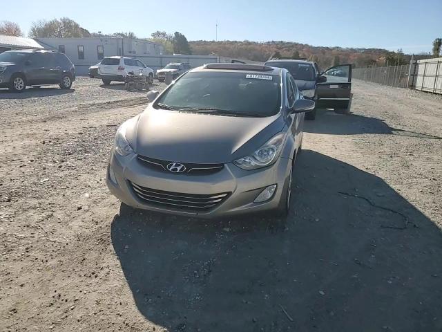2013 Hyundai Elantra - Image 11