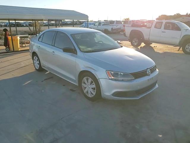 2013 Volkswagen Jetta Base VIN: 3VW2K7AJ1DM218760 Lot: 81281354