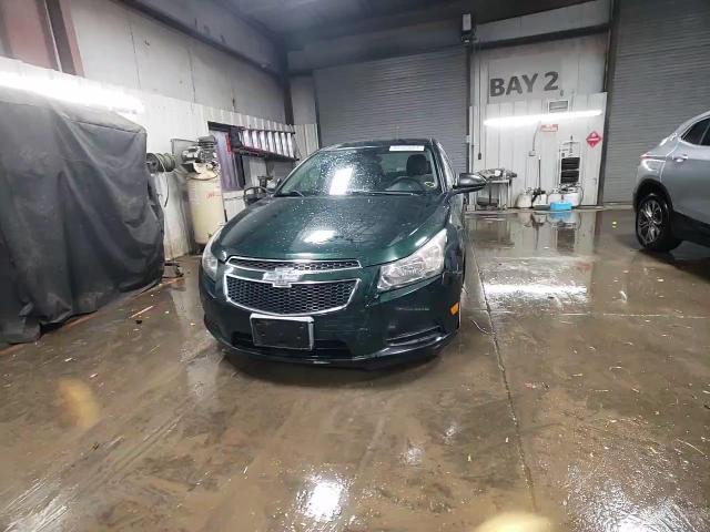 2014 Chevrolet Cruze - Image 13