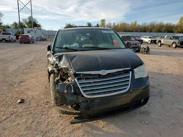 2010 Chrysler Town & Country Touring VIN: 2A4RR5D17AR353947 Lot: 81788864